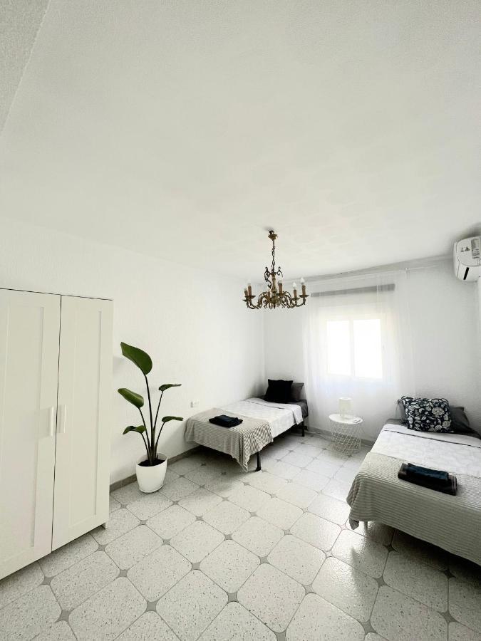 Holiday&Vacations Apartment On The Beach バレンシア エクステリア 写真